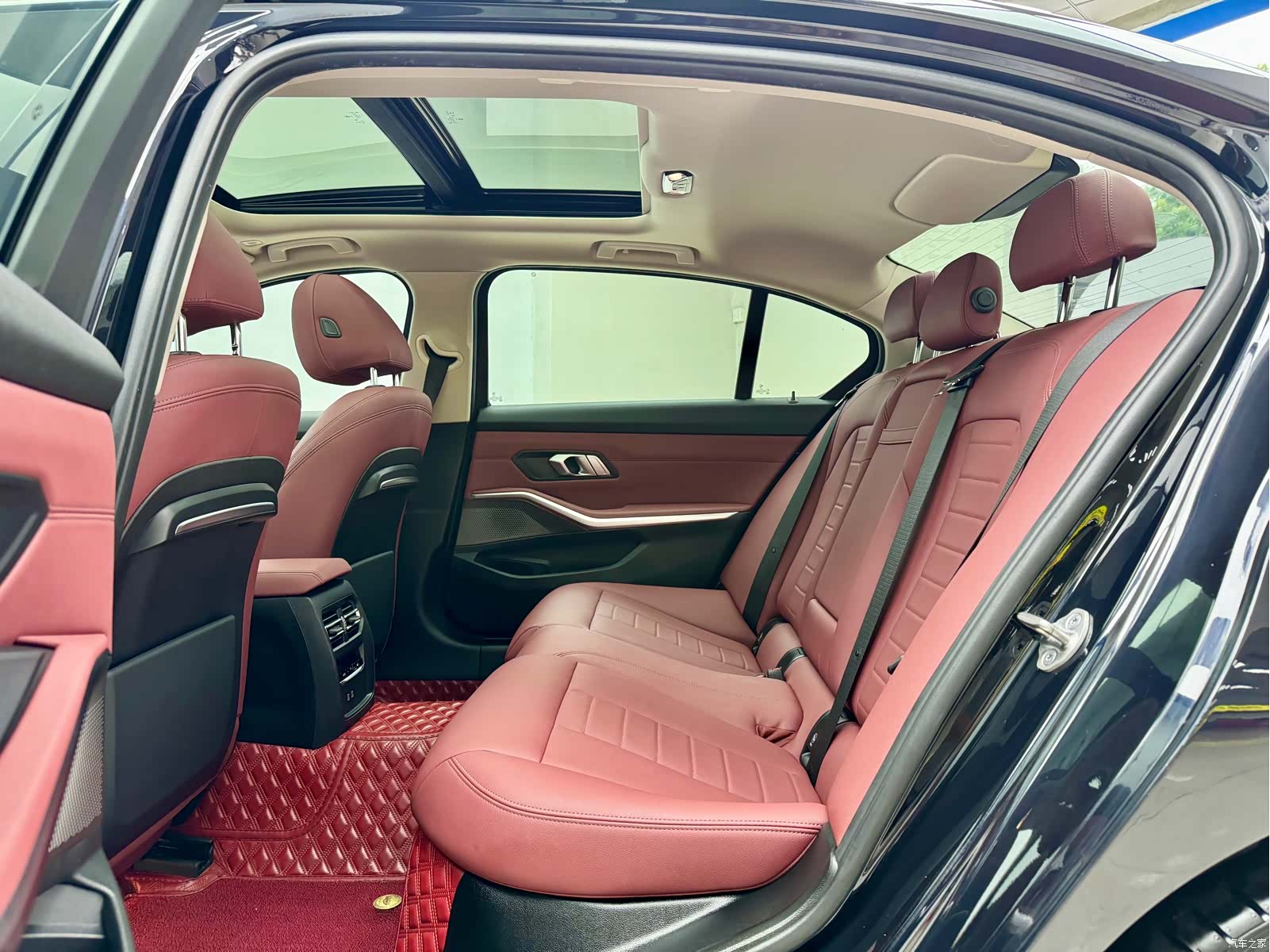BMW 3 Series, 2021 7