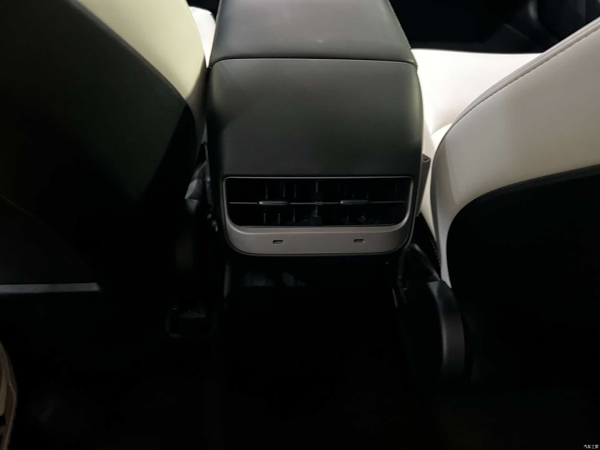Tesla Model 3, 2022 9