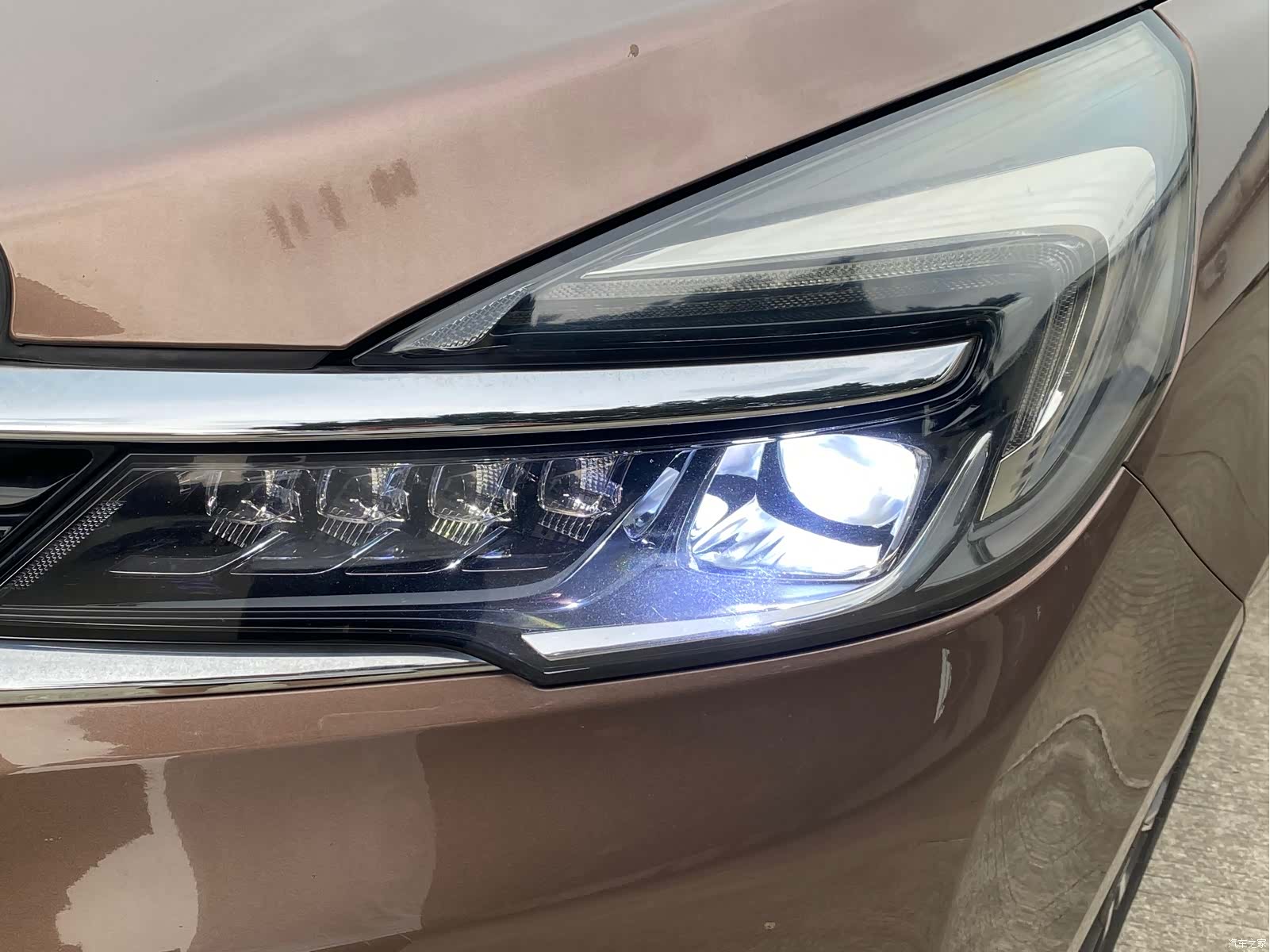 Buick GL8, 2021 3