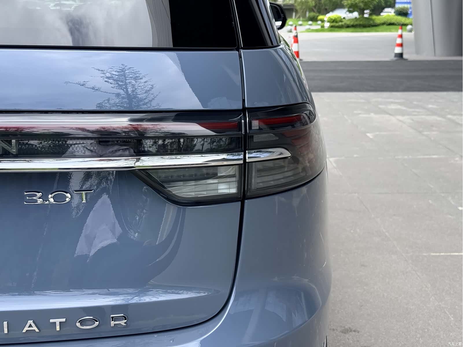 Lincoln Aviator, 2025 8