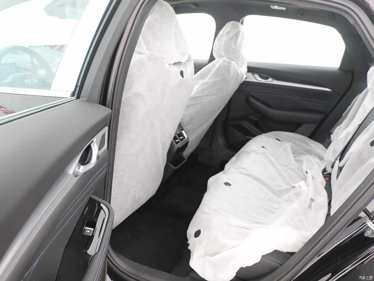 Geely Preface, 2026 12
