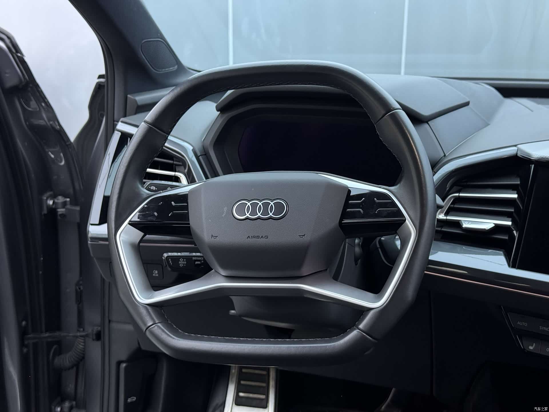Audi Q5 e-tron, 2022 12