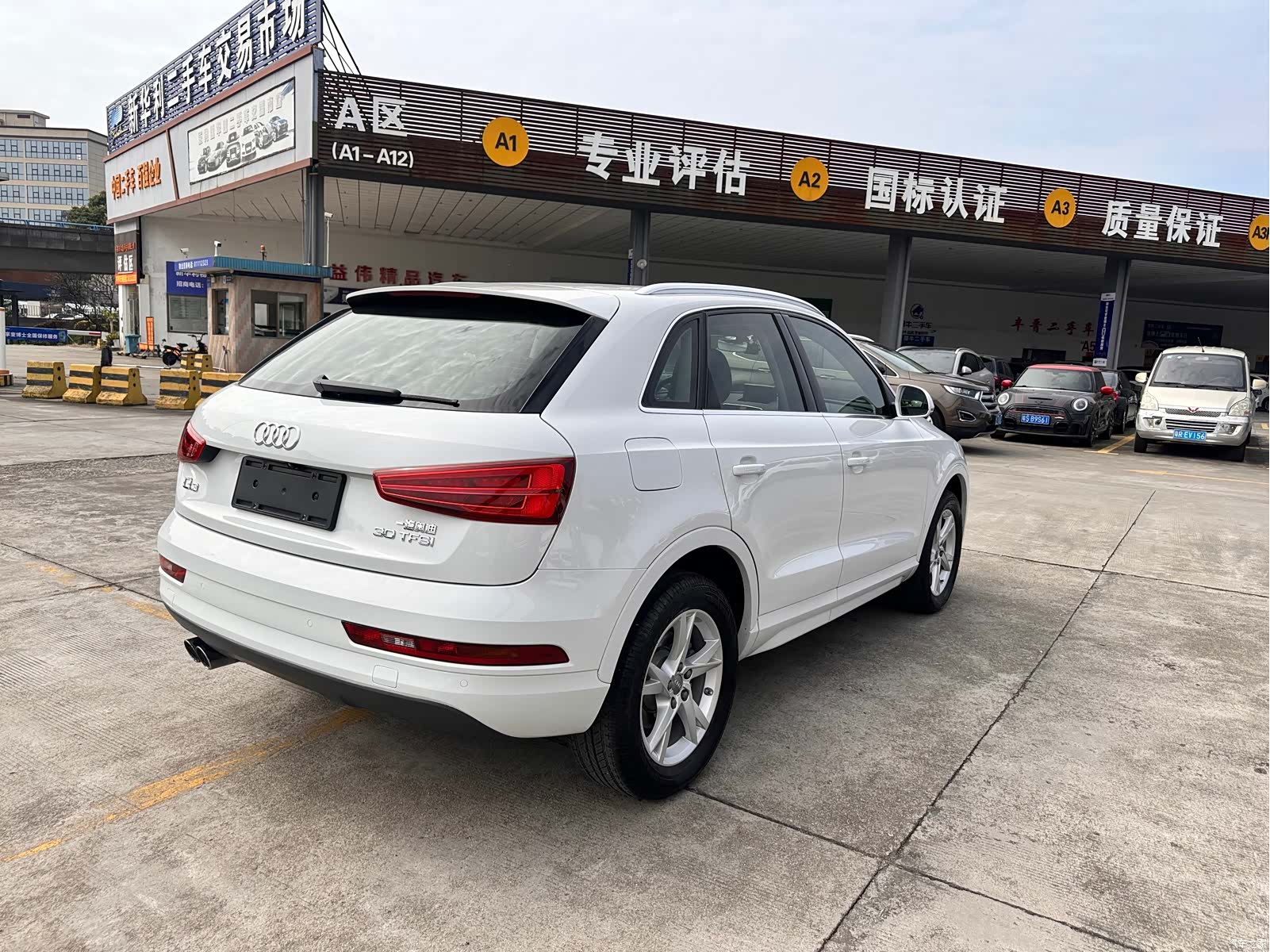 Audi Q3, 2017 все фото