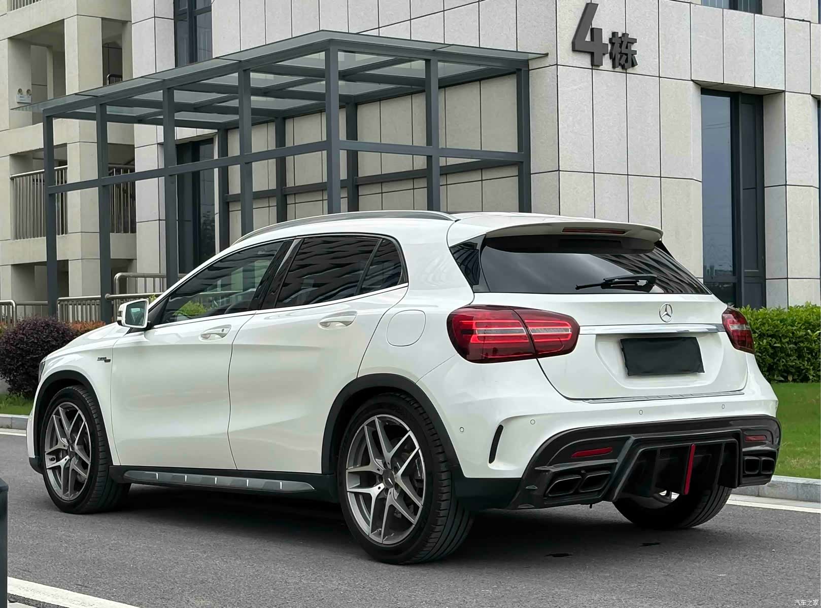 Mercedes-Benz GLA, 2018 27
