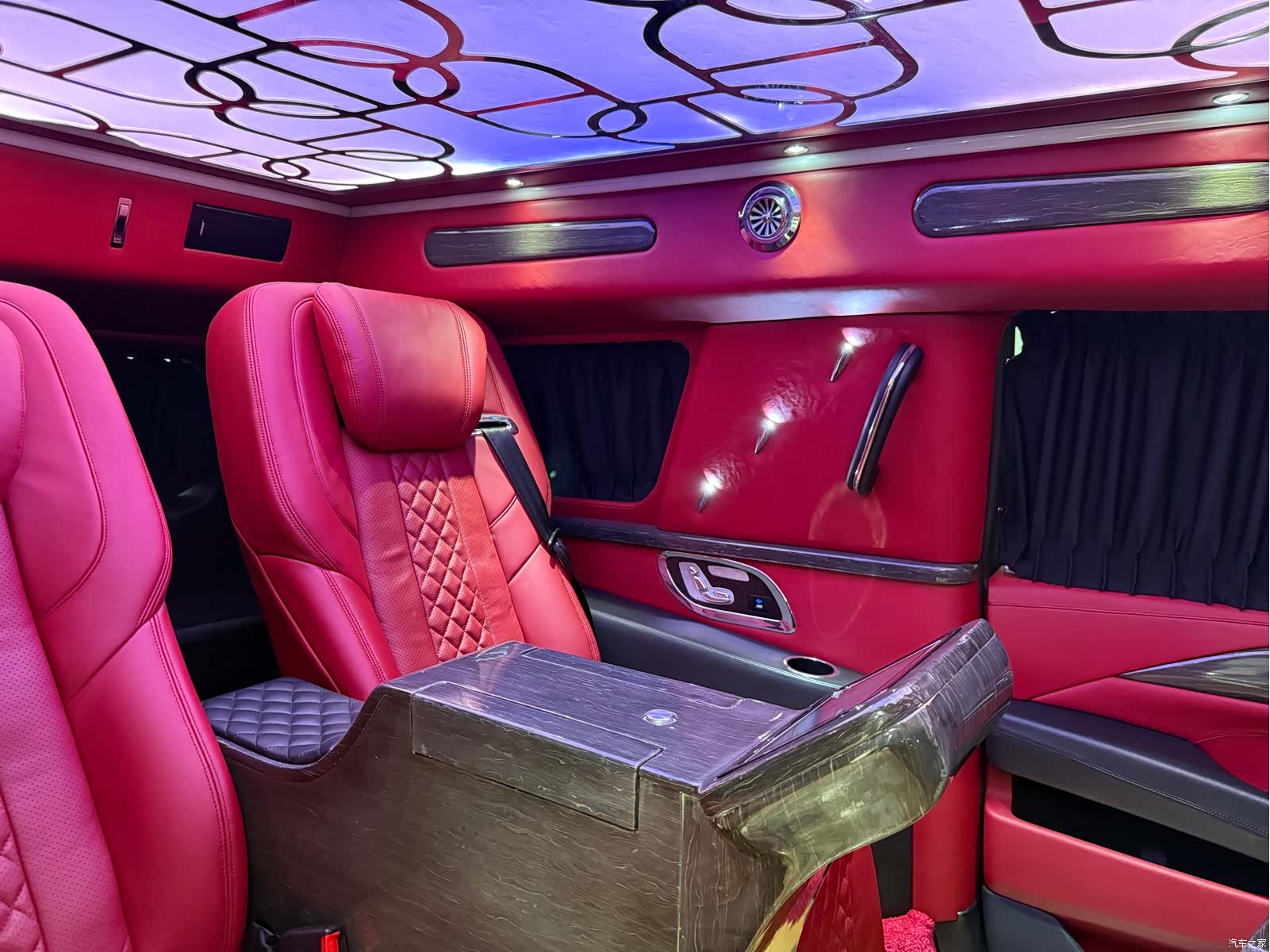 Cadillac Escalade, 2018 24
