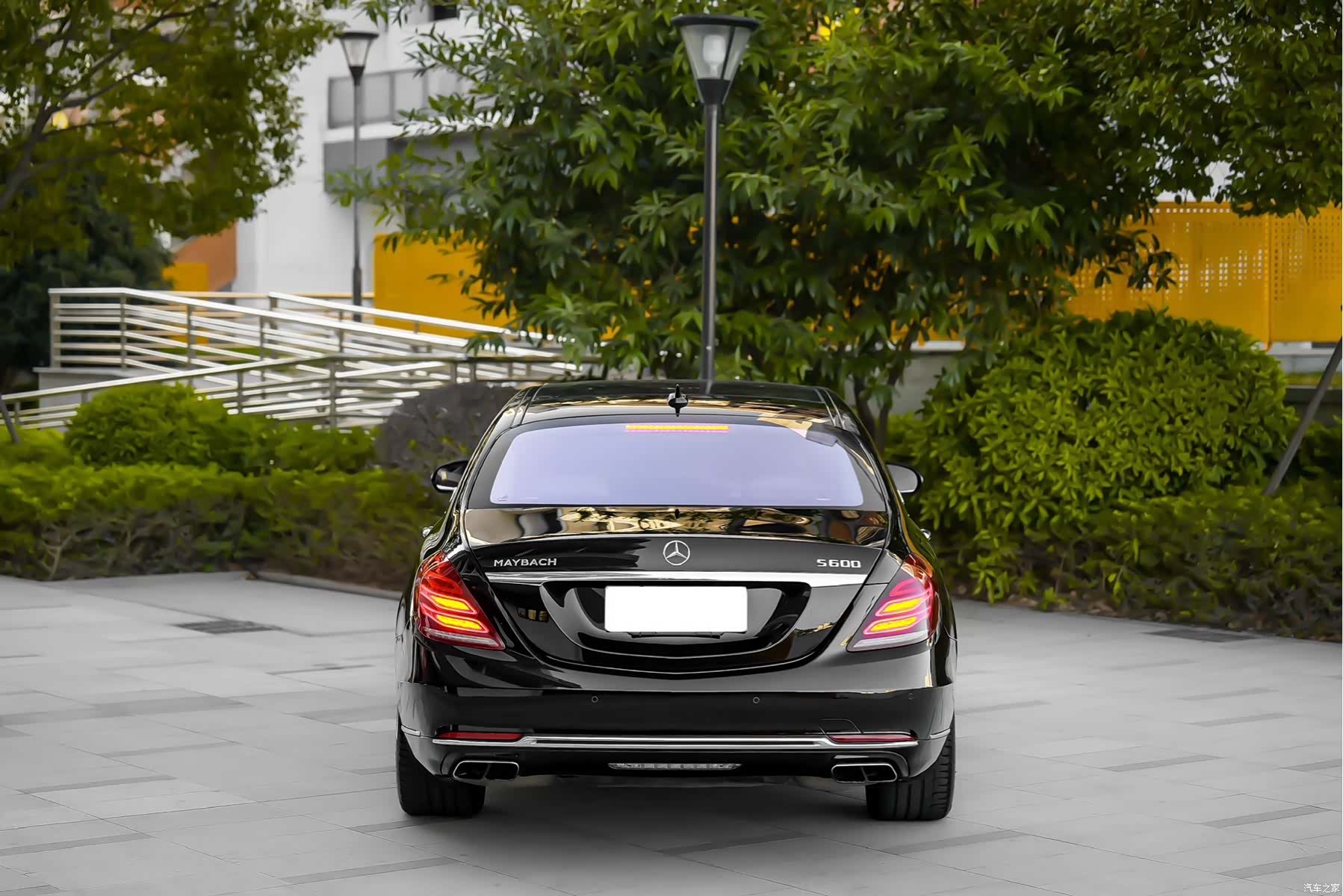 Maybach S-Class, 2015 6