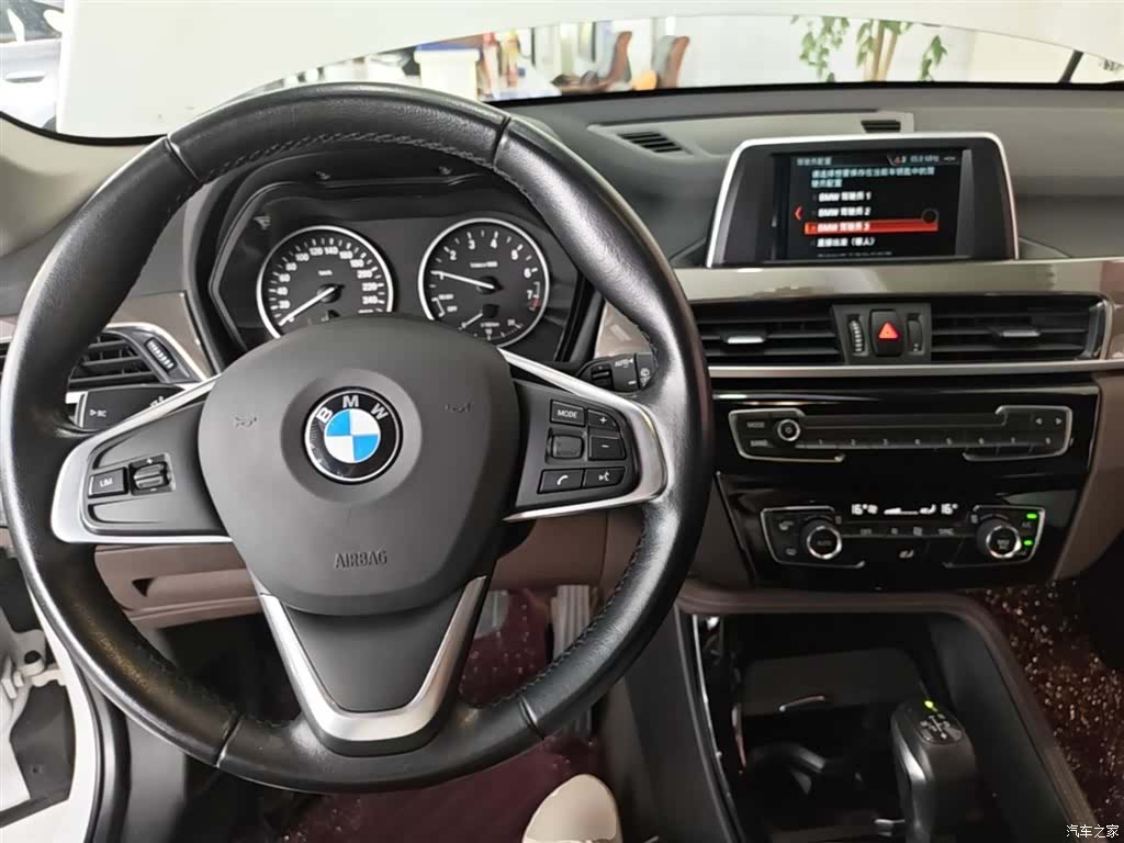 BMW X1, 2018 10