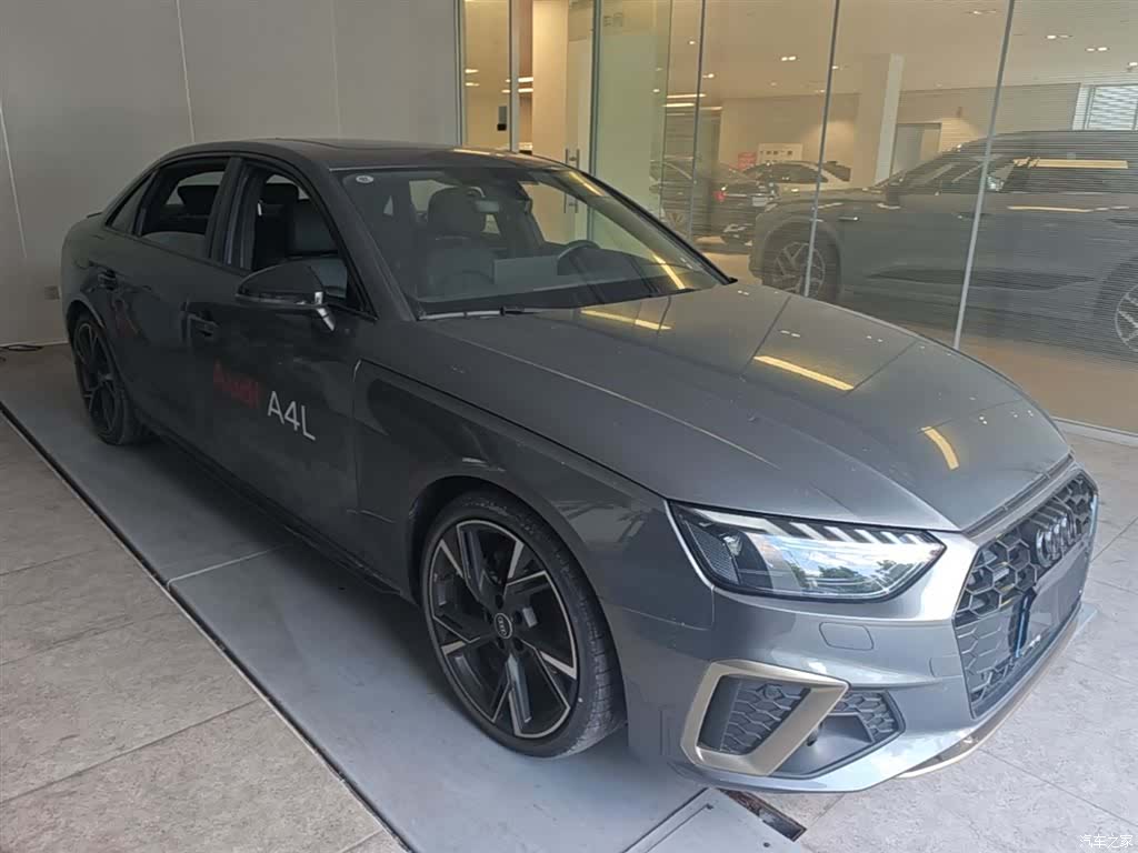 Audi A4L, 2024 4