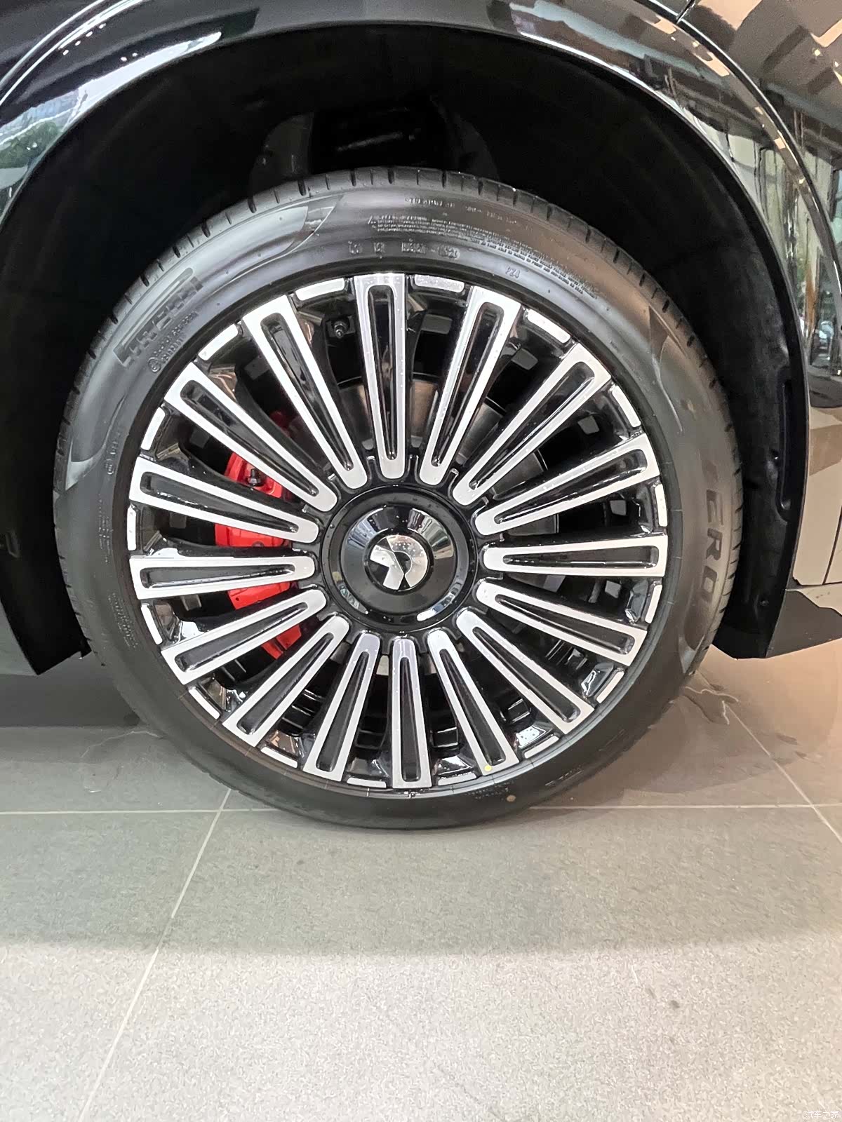 NIO ES8, 2026 12