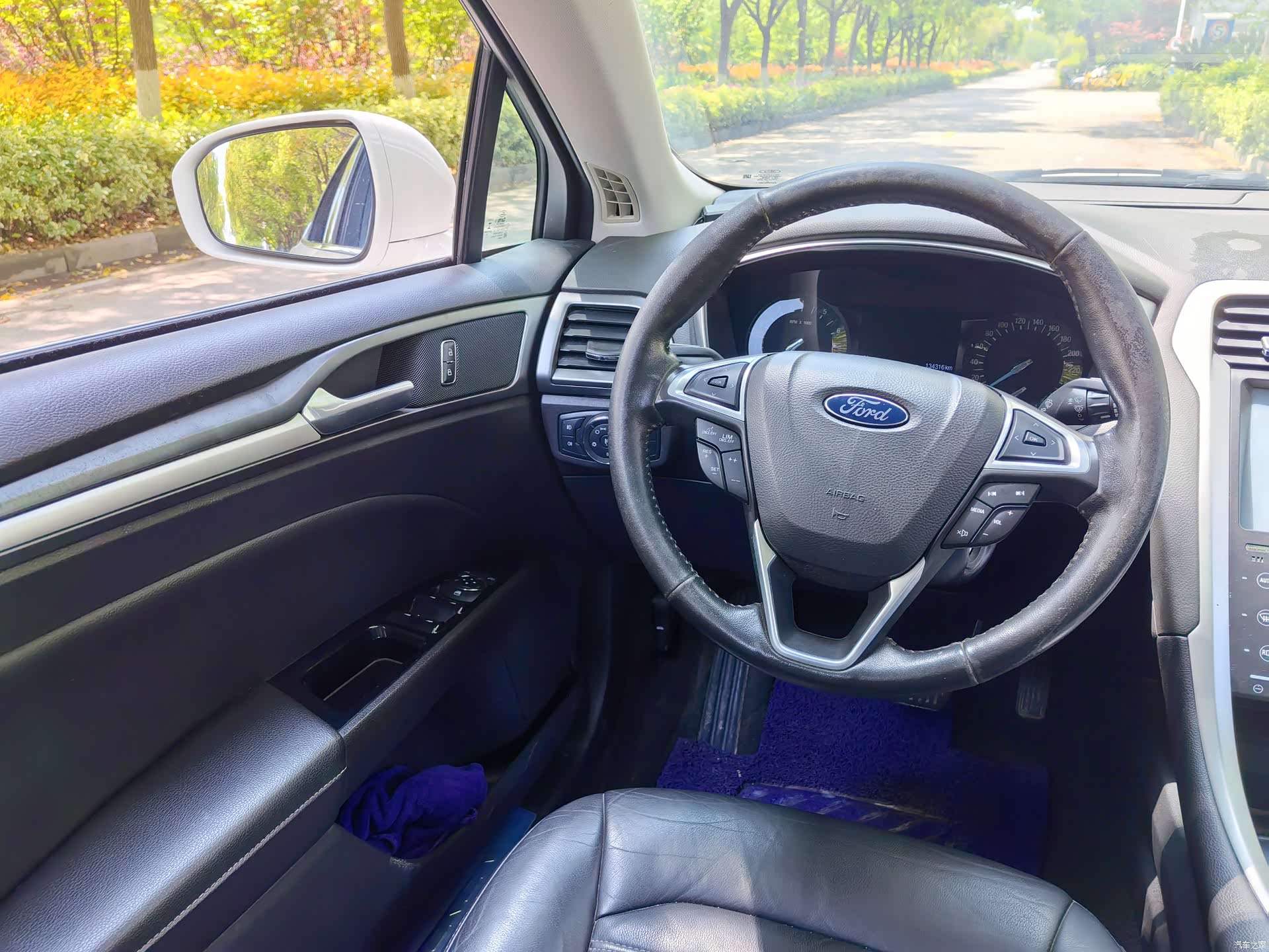 Ford Mondeo, 2015 8