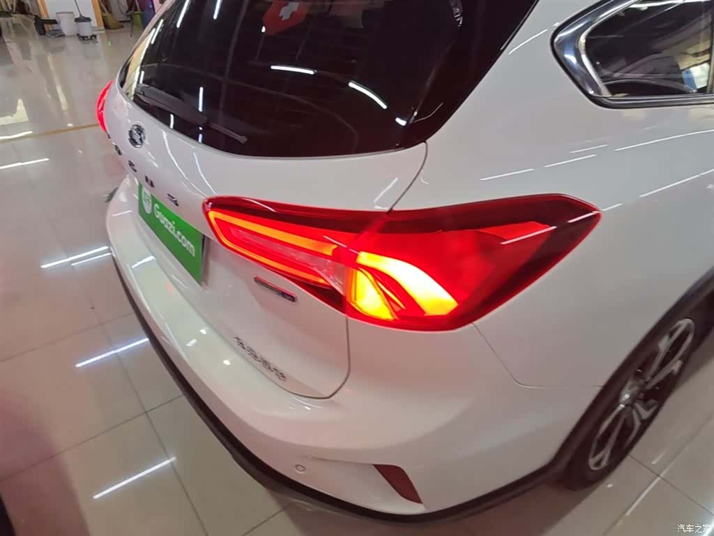Ford Focus, 2021 8