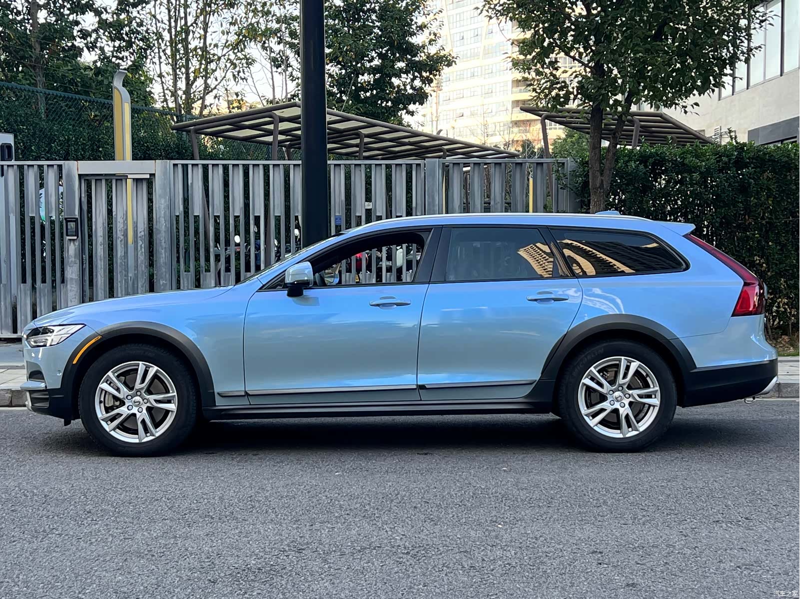 Volvo V90, 2018 8
