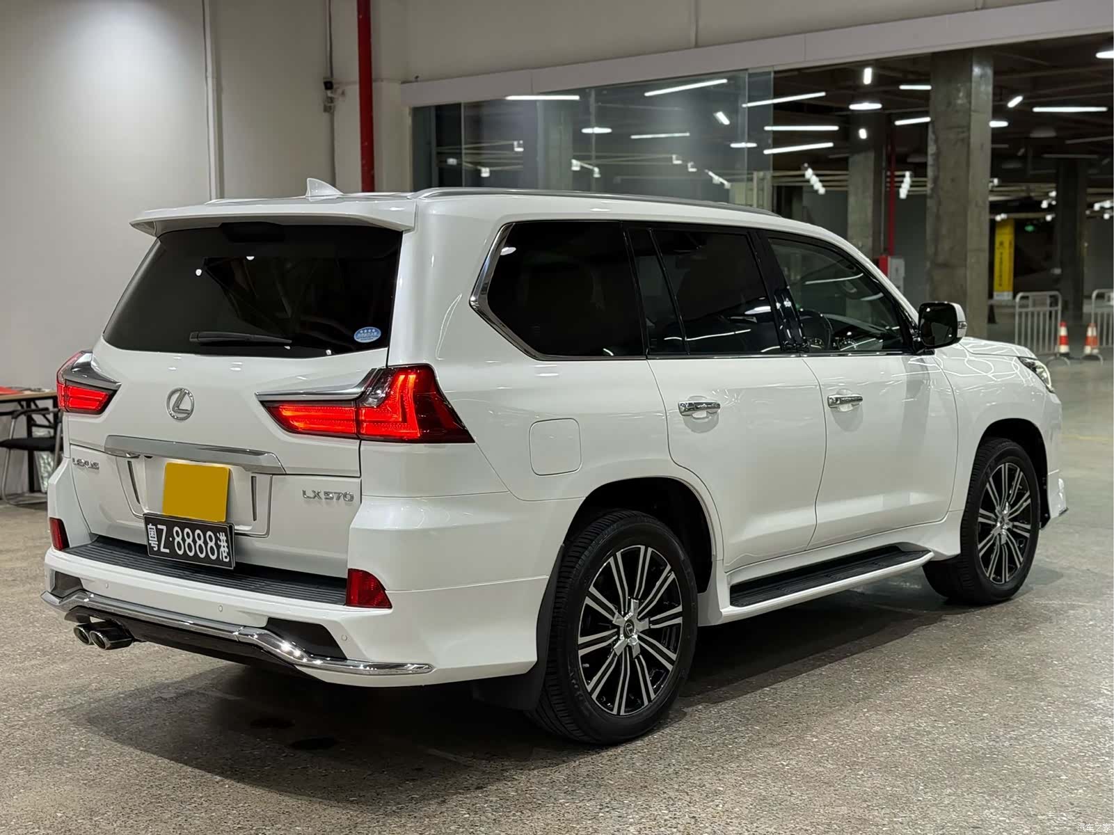Lexus LX, 2026 6
