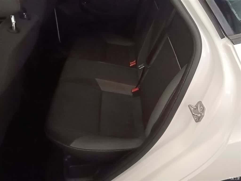 Ford Focus, 2015 17