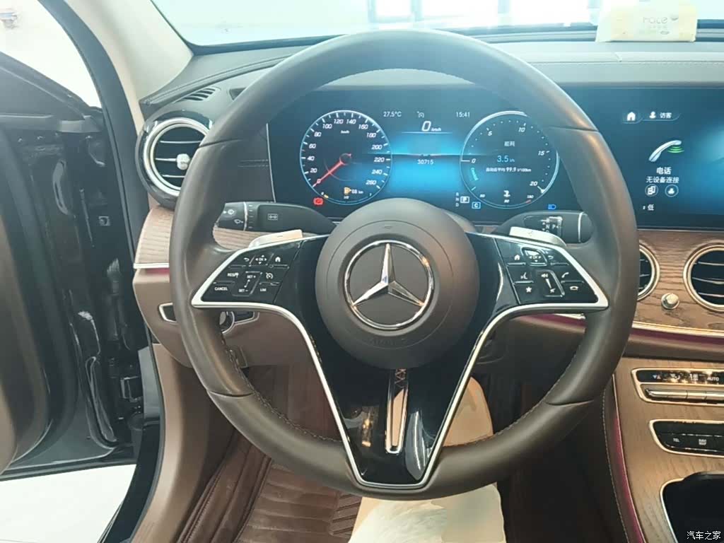 Mercedes-Benz E-Class, 2022 11
