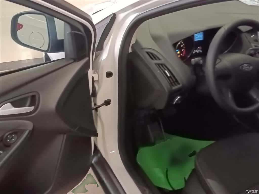 Ford Focus, 2015 16