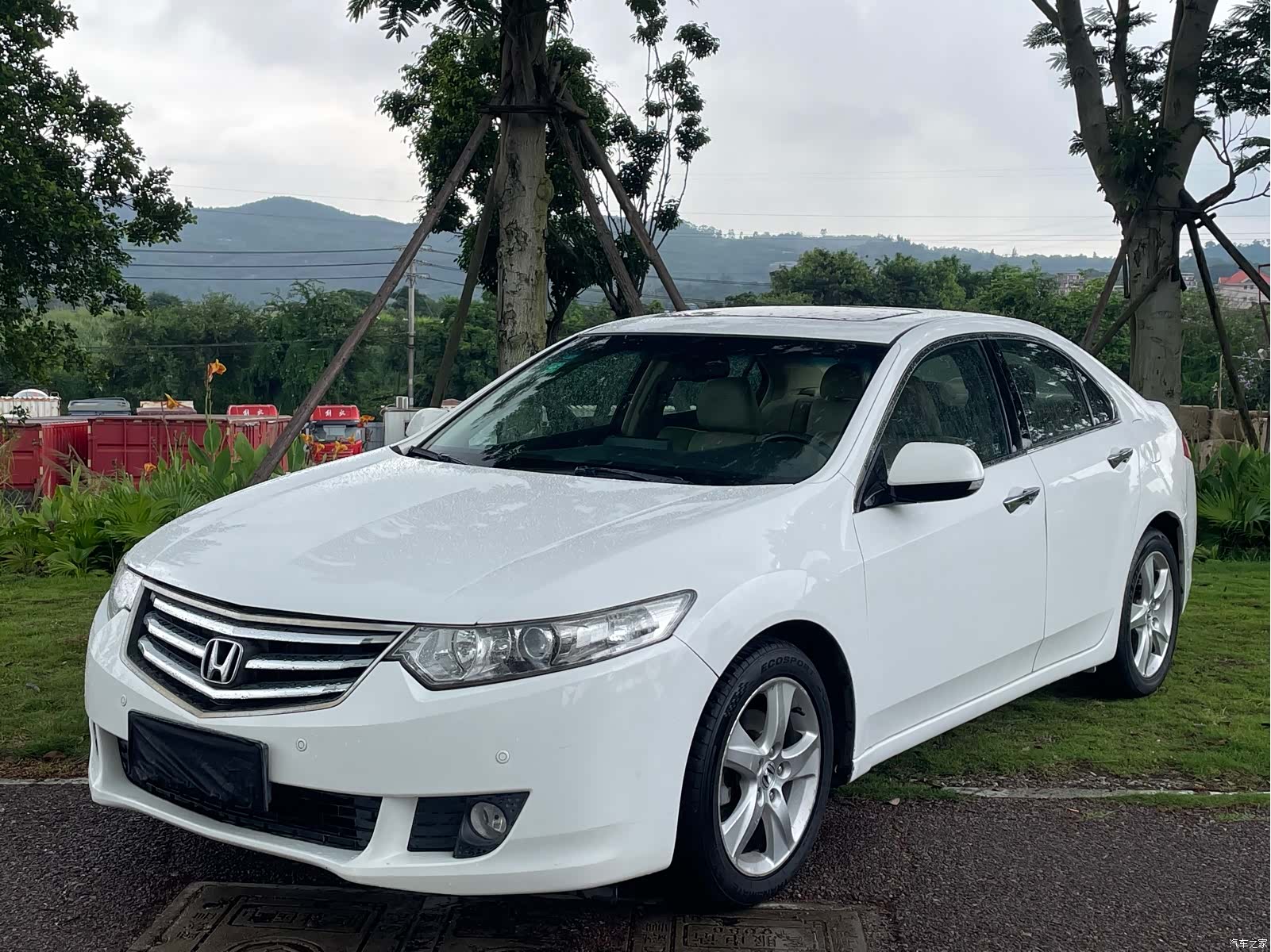 Honda Spirior, 2011 1