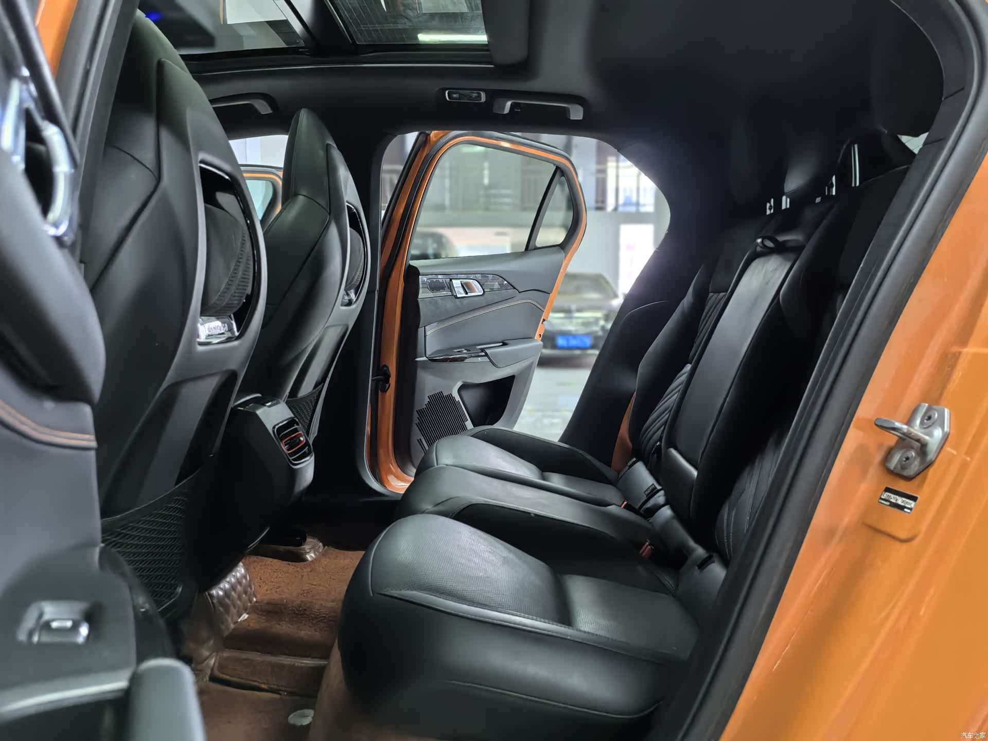 Lynk & Co 02, 2021 все фото