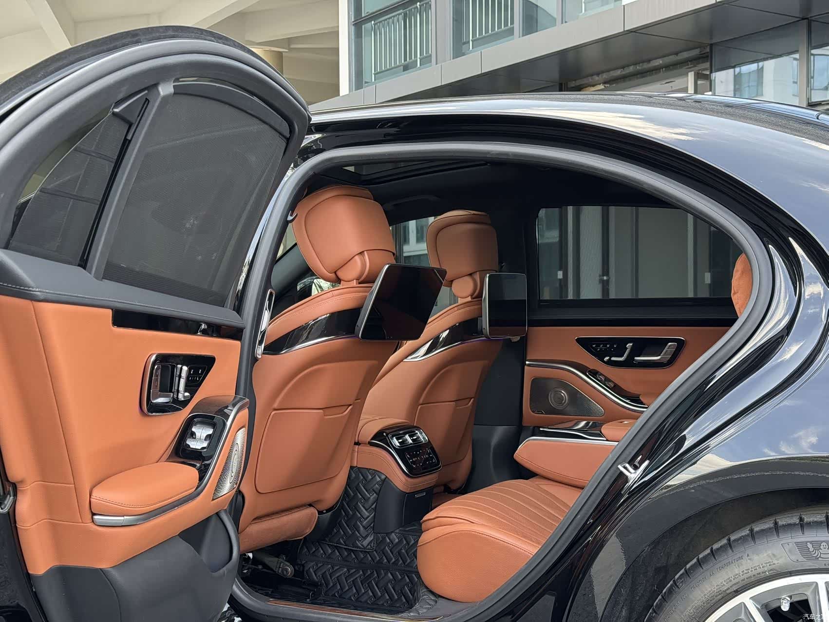 Mercedes-Benz S-Class, 2021 3