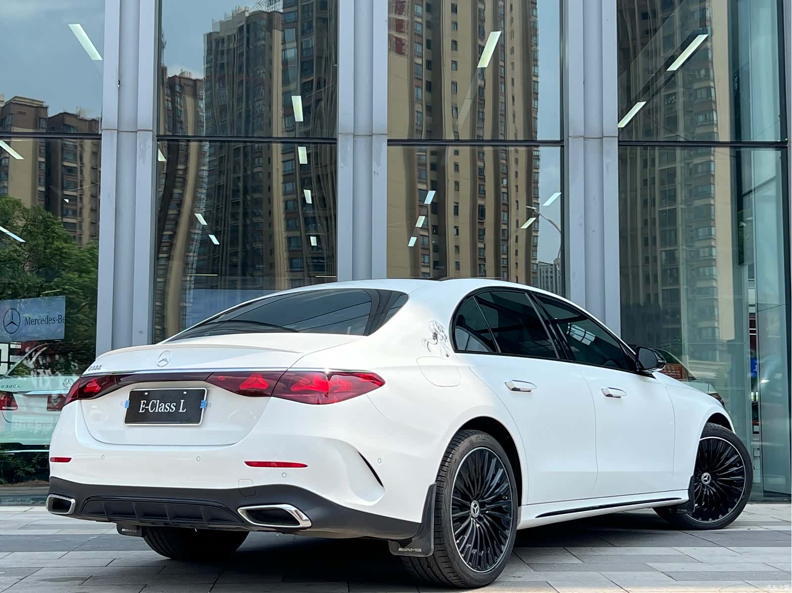 Mercedes-Benz E-Class, 2025 7