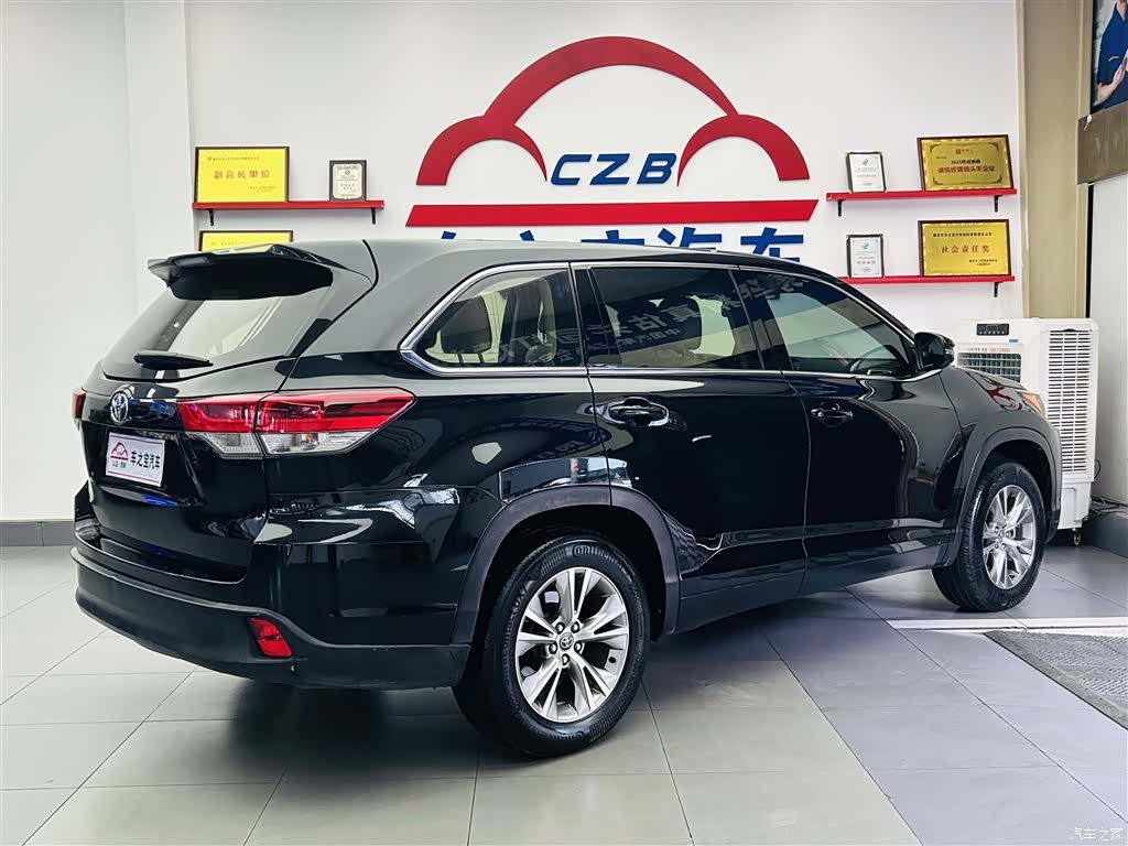 Toyota Highlander, 2018 все фото