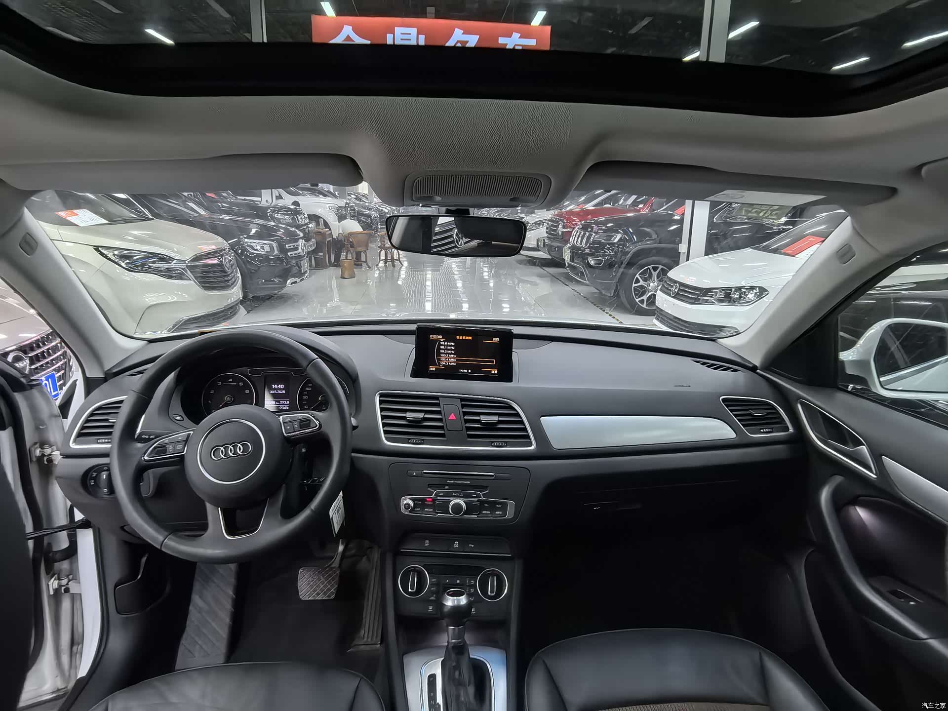 Audi Q3, 2019 все фото
