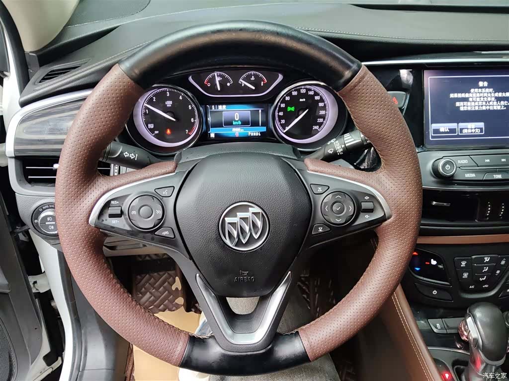 Buick Envision Plus, 2019 11