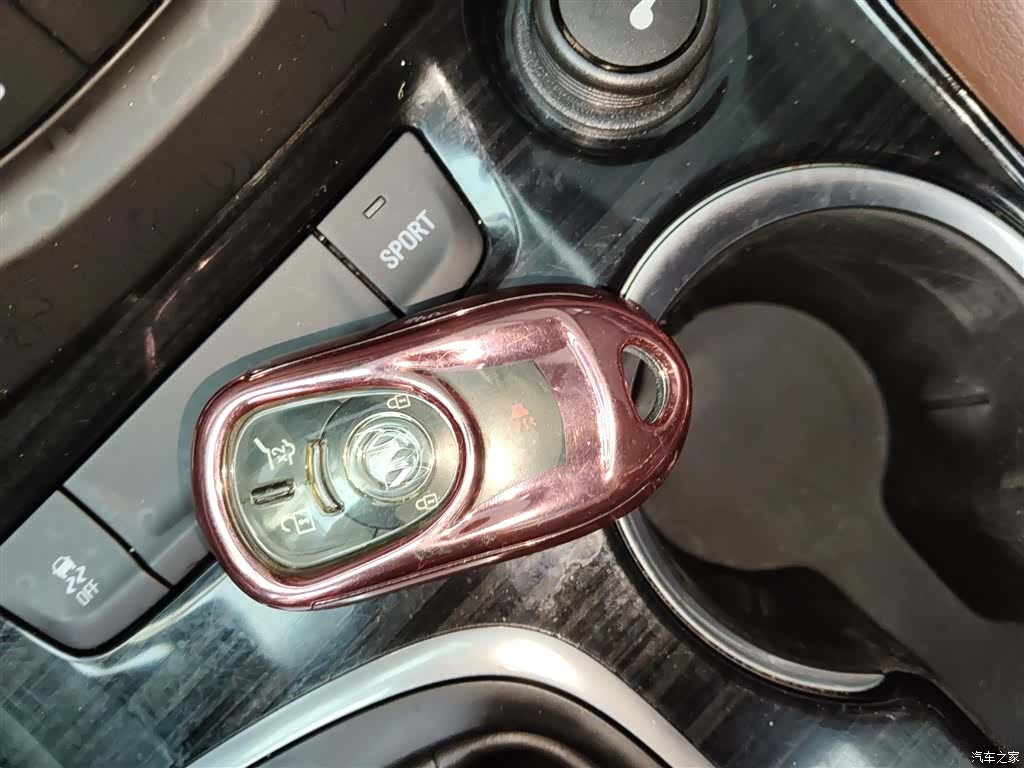 Buick Envision Plus, 2019 9