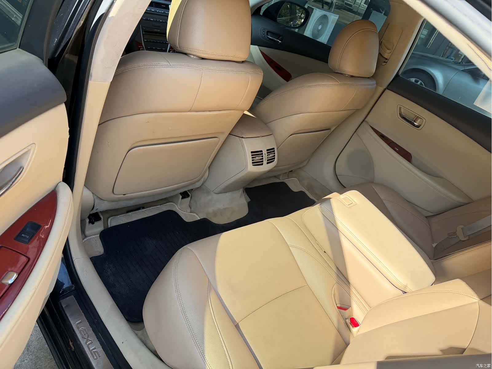 Lexus ES, 2009 6