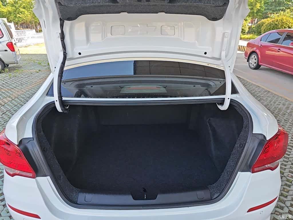 Chevrolet 320, 2018 19