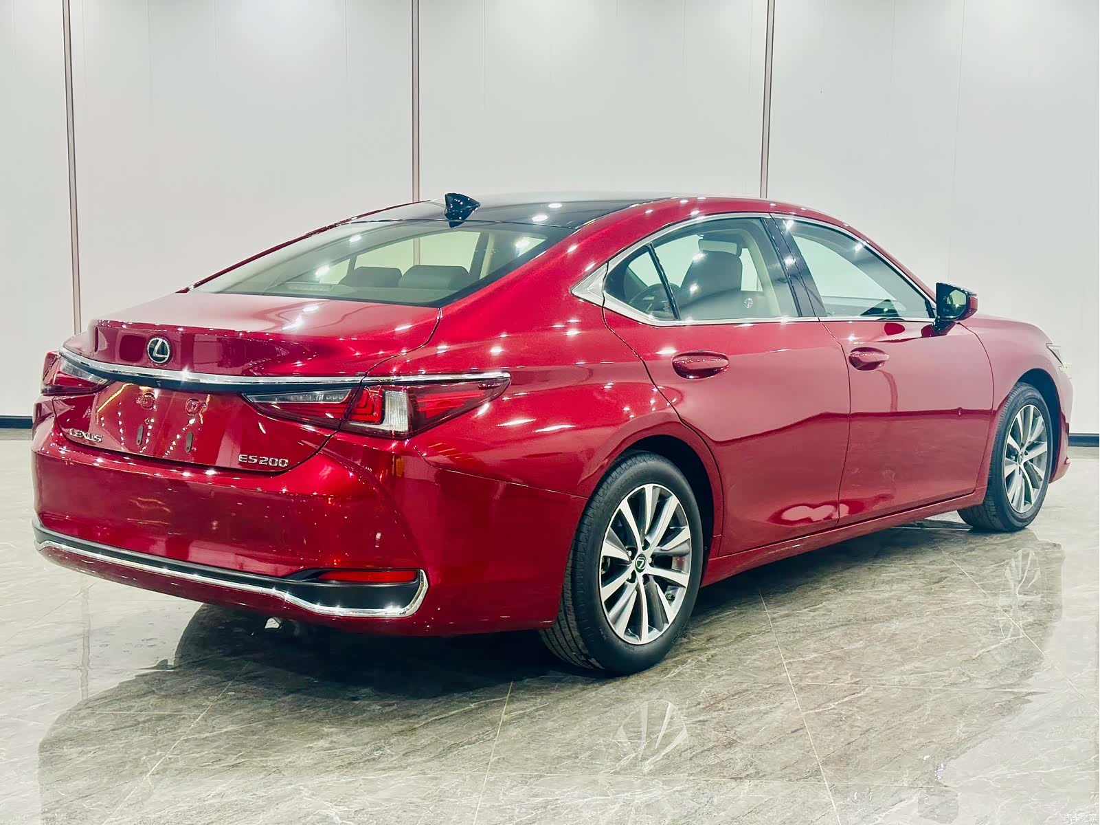 Lexus ES, 2018 6