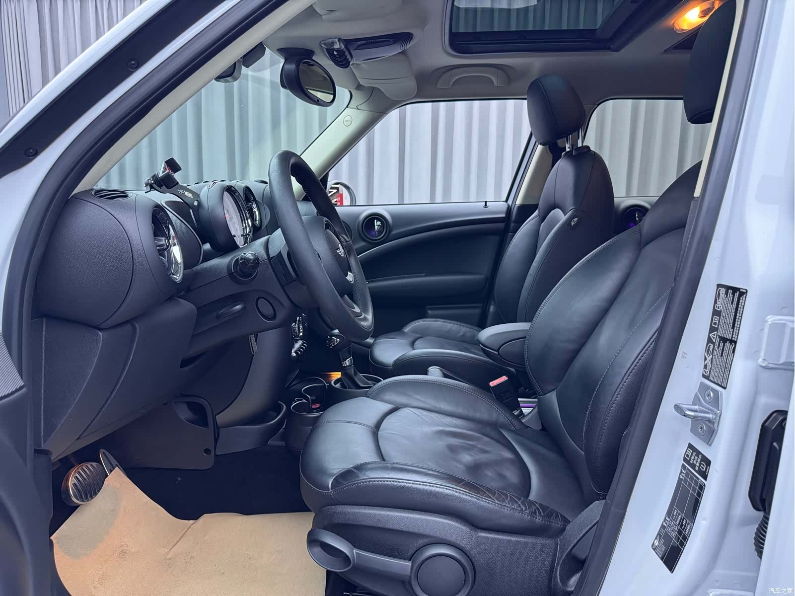 Mini Countryman, 2013 16