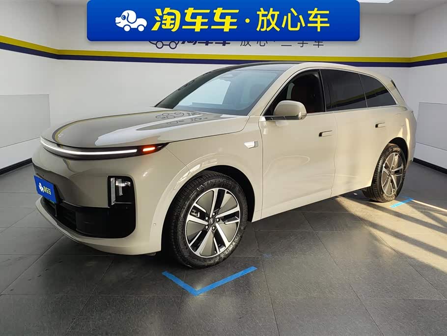 Li Auto L6