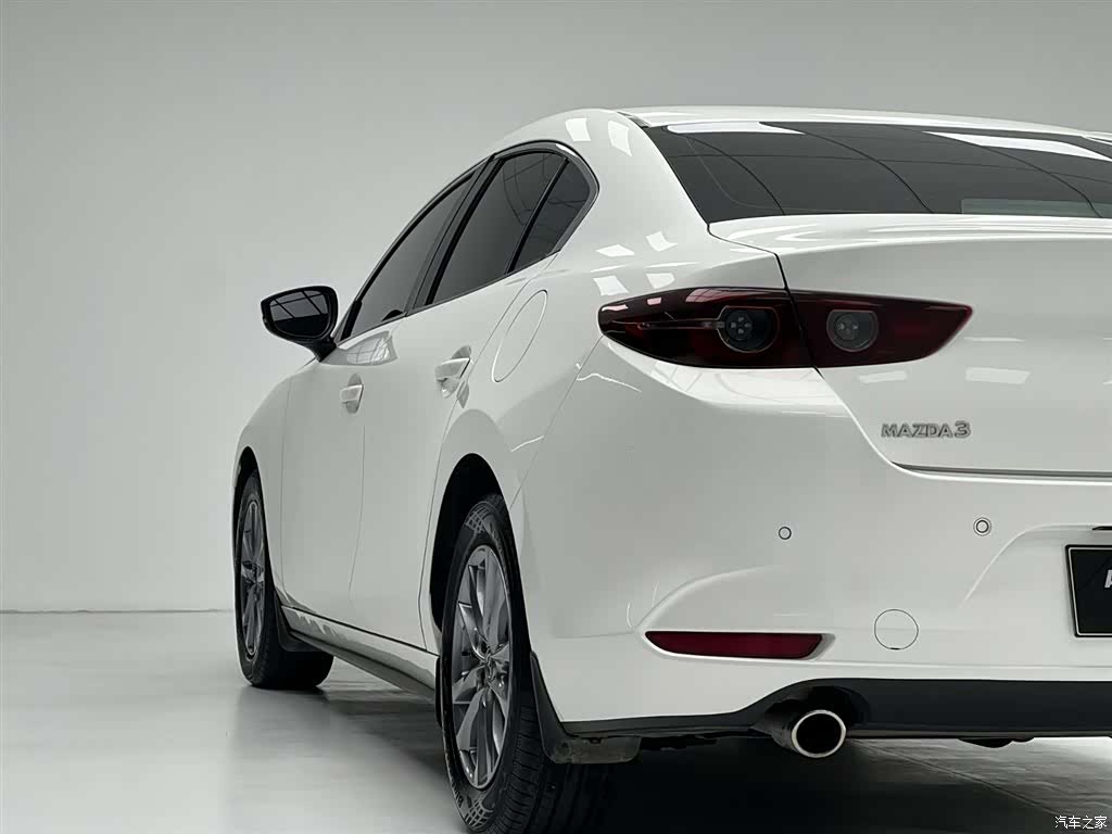 Mazda Mazda3, 2023 12