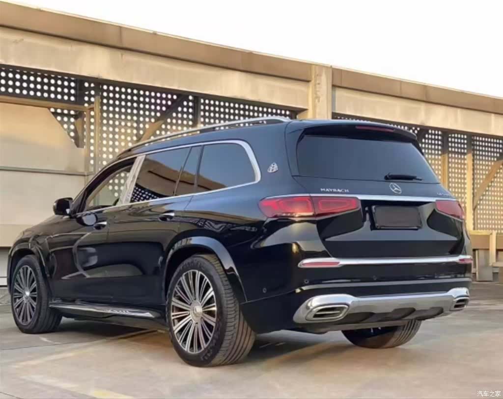 Maybach GLS, 2021 7