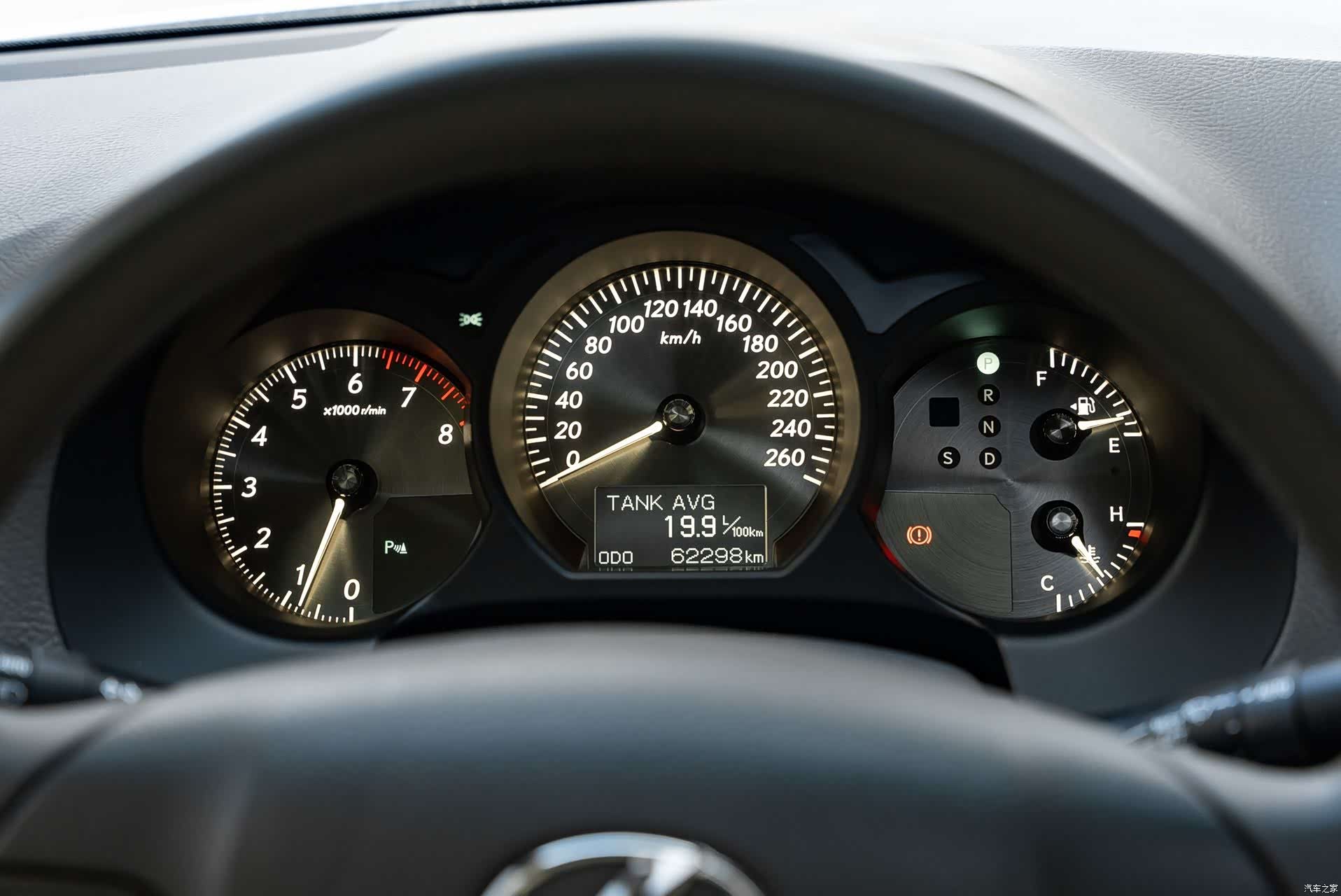 Lexus GS, 2008 9