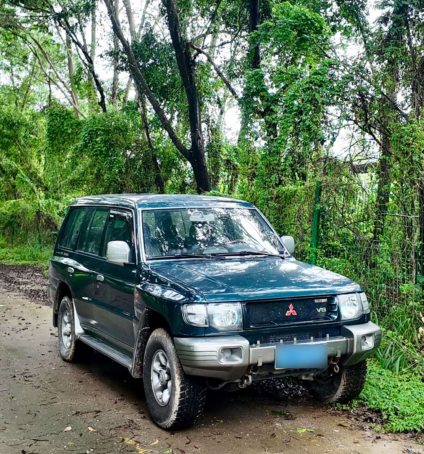 Mitsubishi Pajero, 1996 53