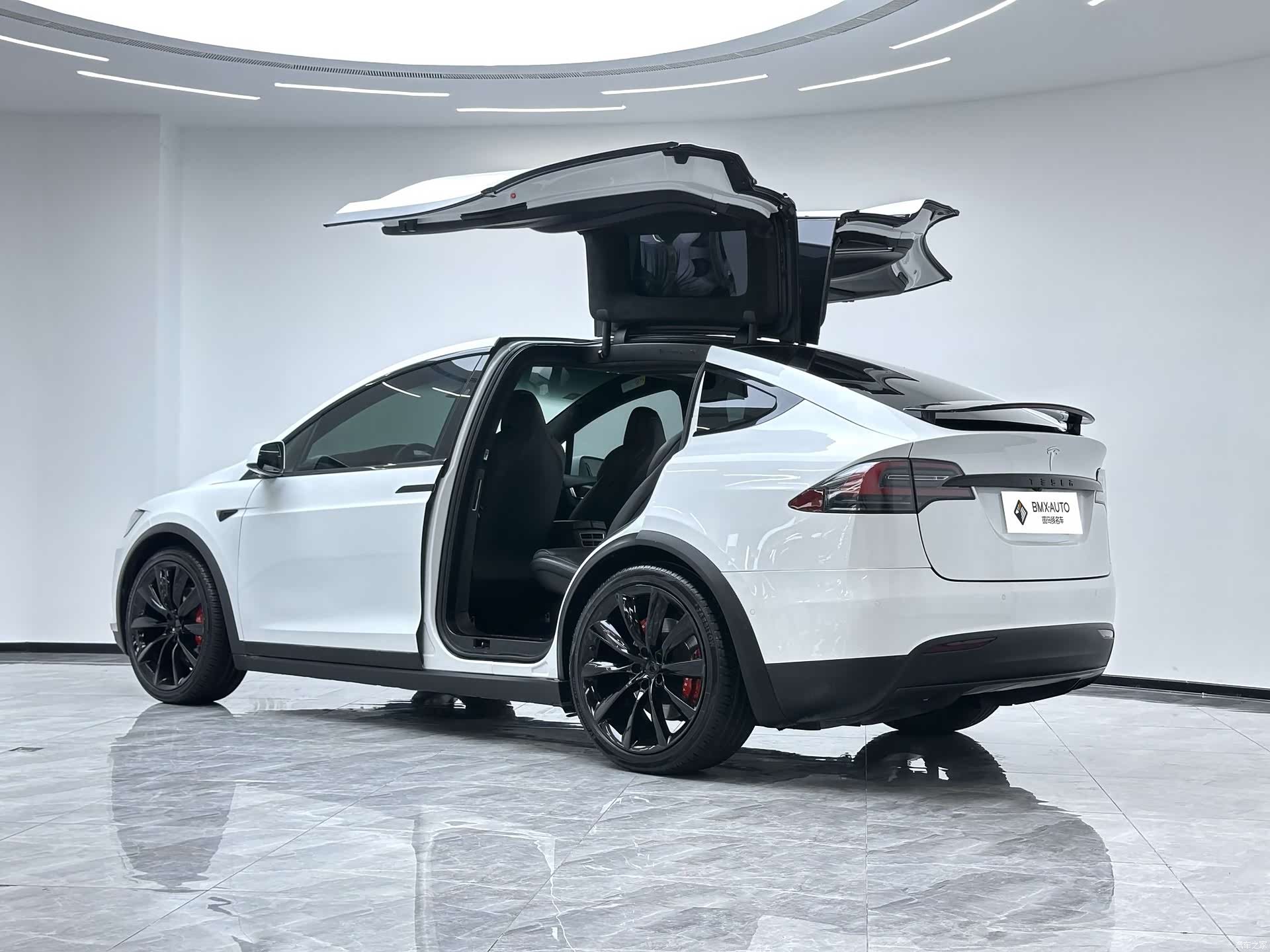 Tesla Model X, 2017 3