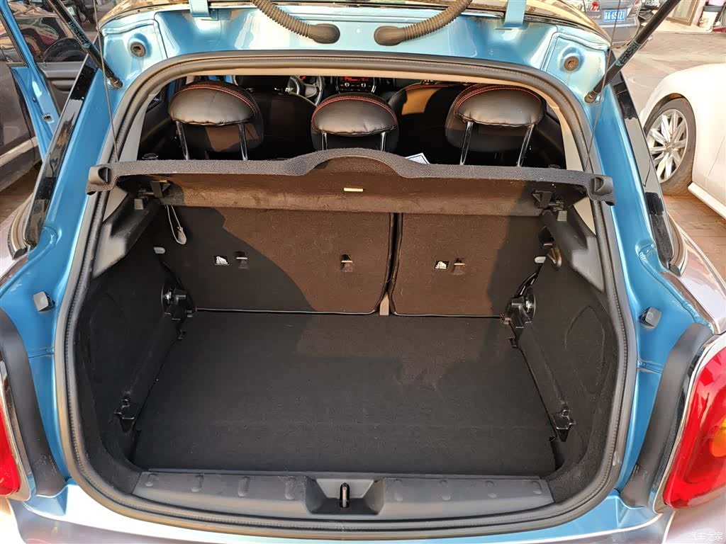 Mini ONE, 2016 19