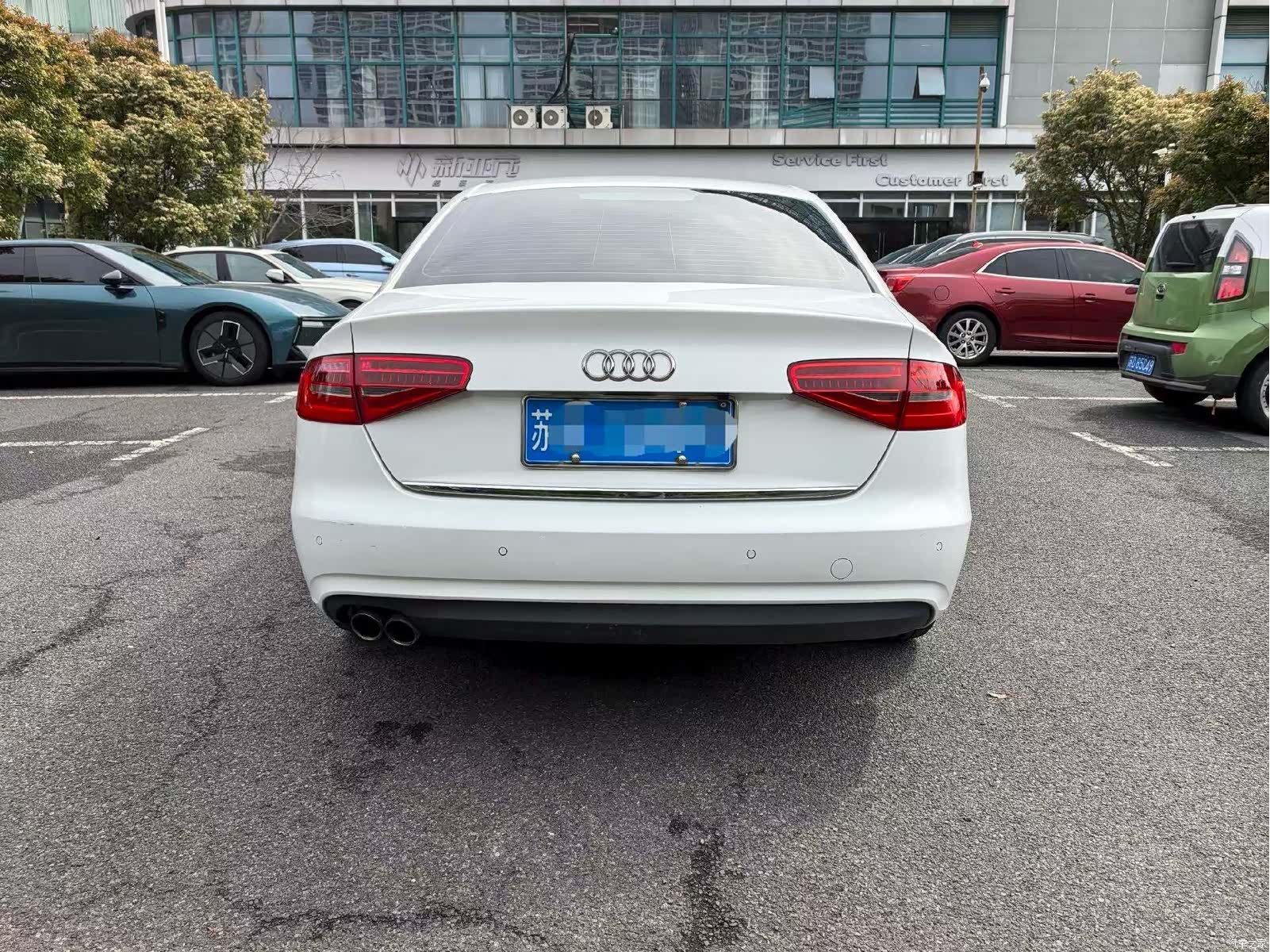 Audi A4L, 2015 все фото