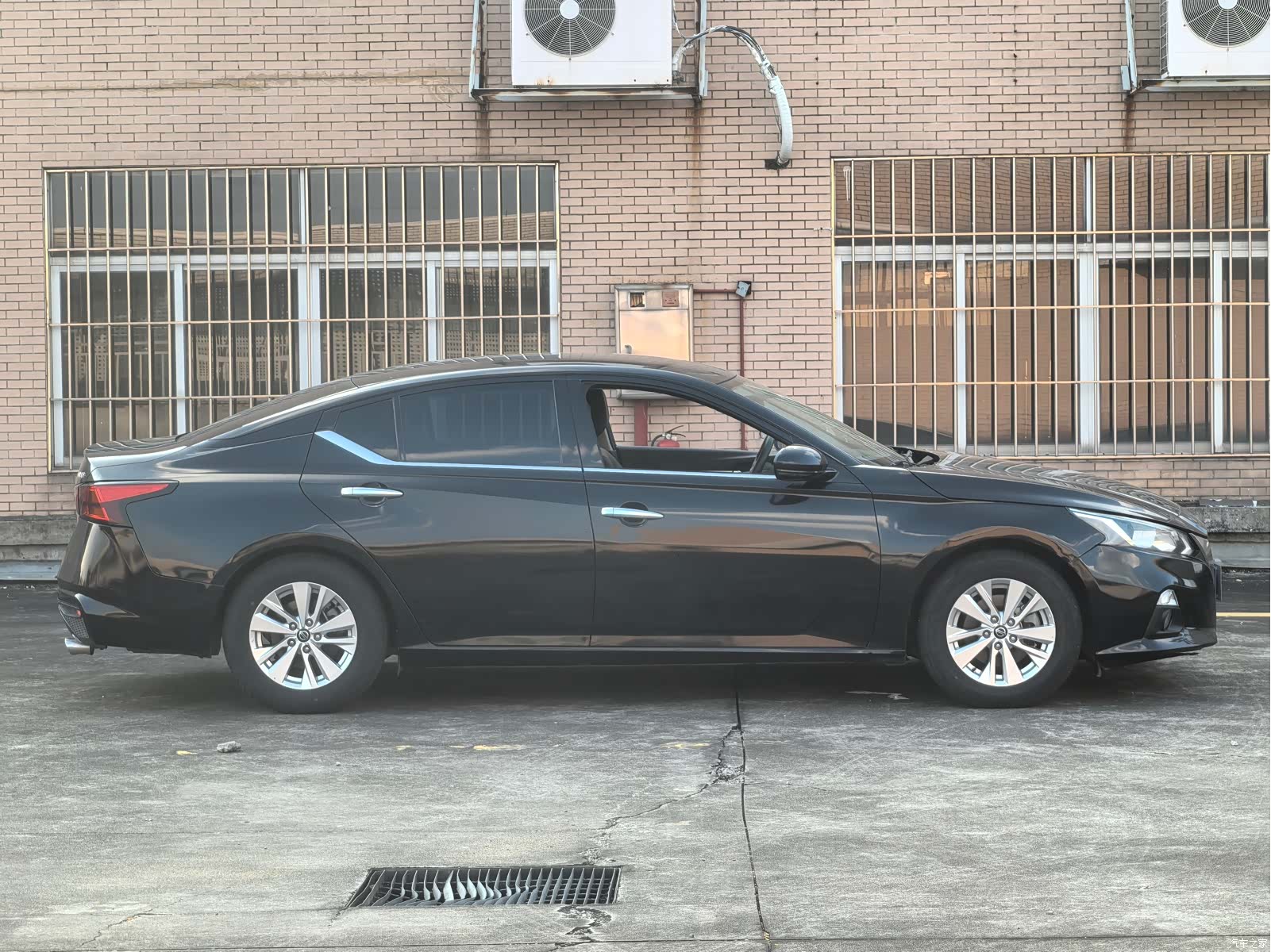 Nissan Teana, 2022 4