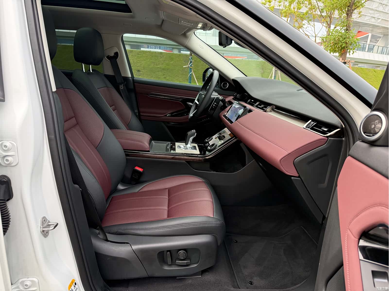 Land Rover Range Rover, 2023 14