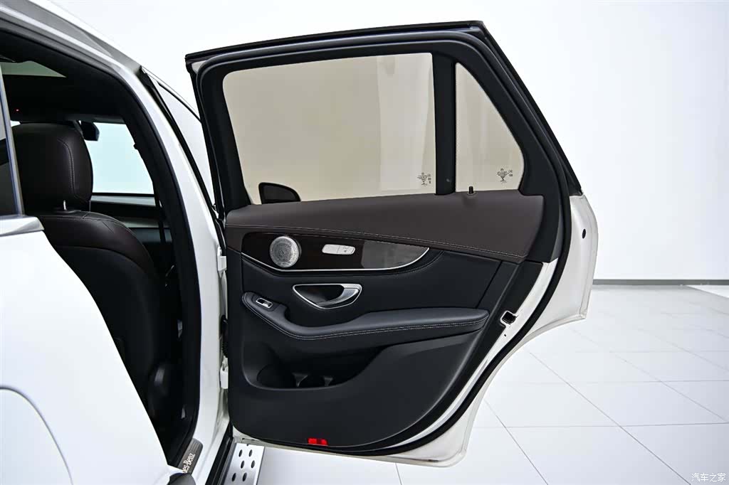 Mercedes-Benz GLC, 2019 22