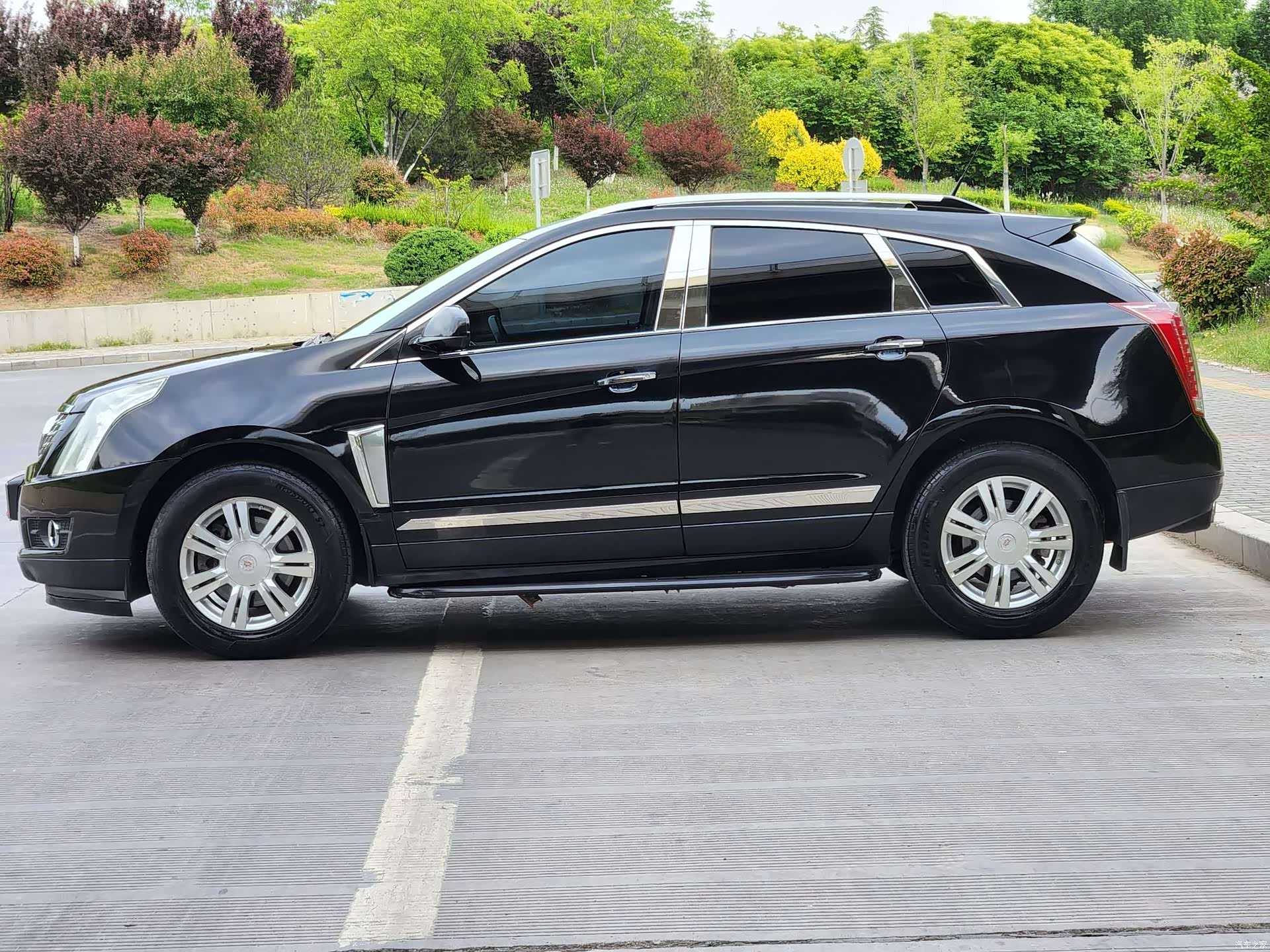 Cadillac SRX, 2012 3