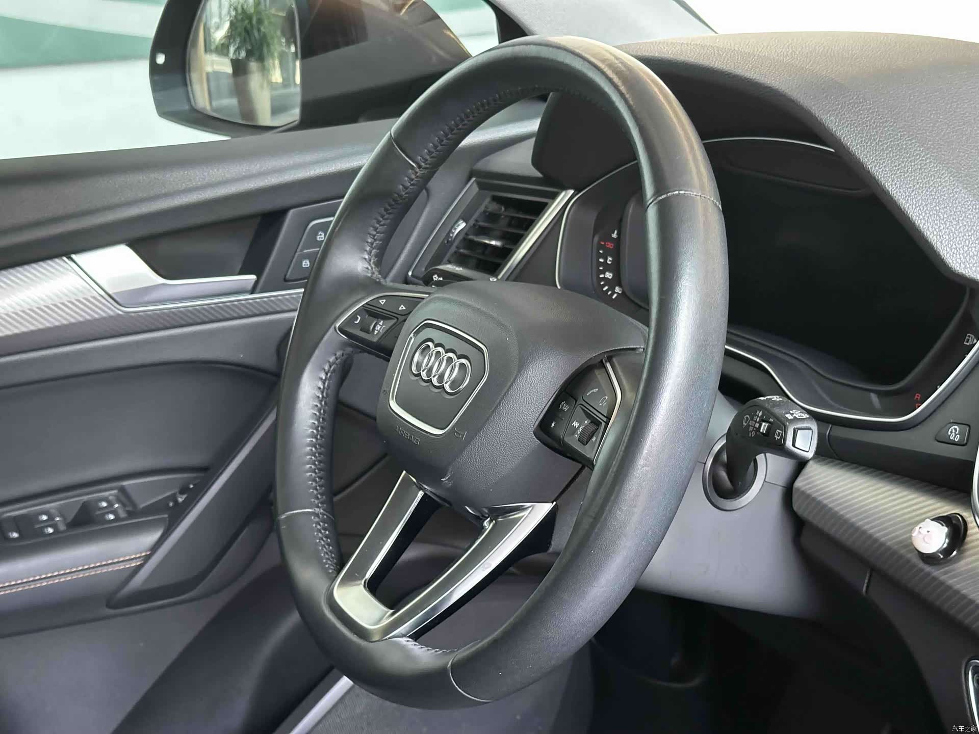 Audi Q5L, 2019 16