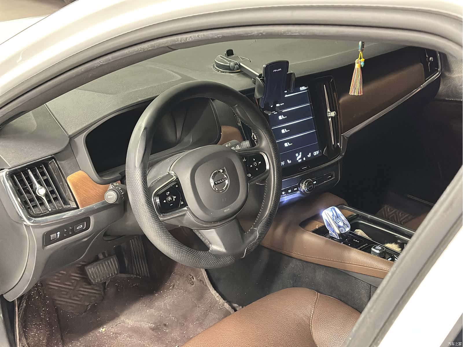 Volvo S90, 2021 3