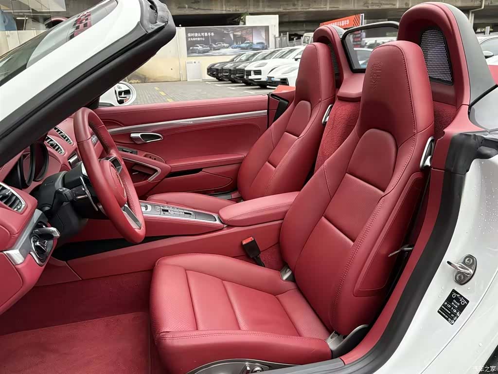 Porsche Boxster, 2024 9