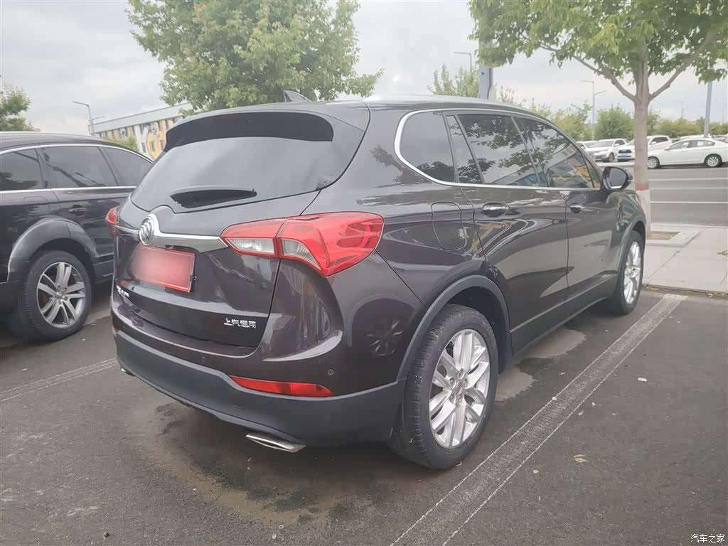 Buick Envision Plus, 2018 все фото