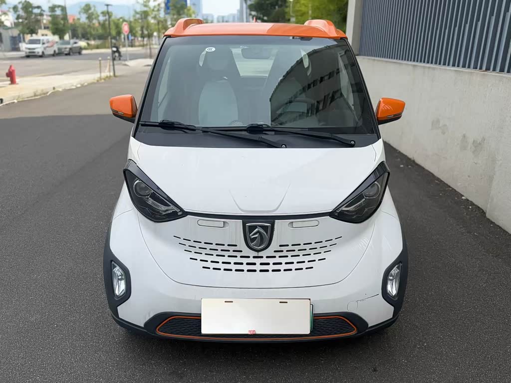 Baojun E100