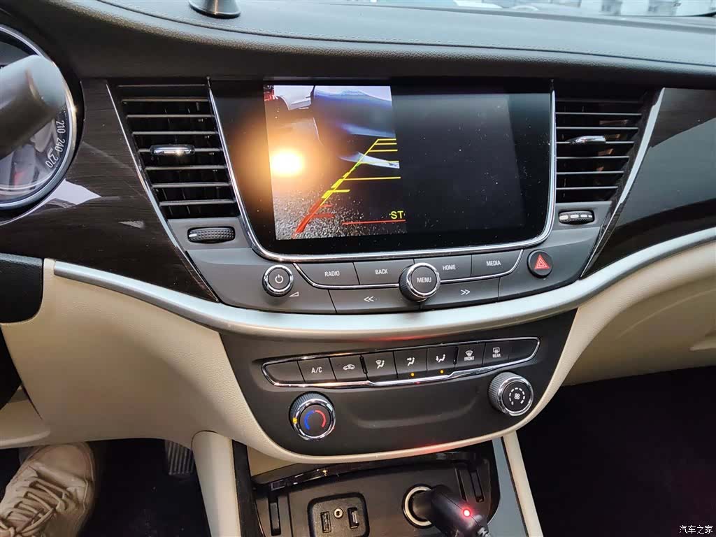 Buick Verano, 2018 9